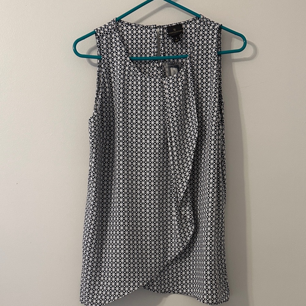 Worthington Black and White Sleeveless Blouse